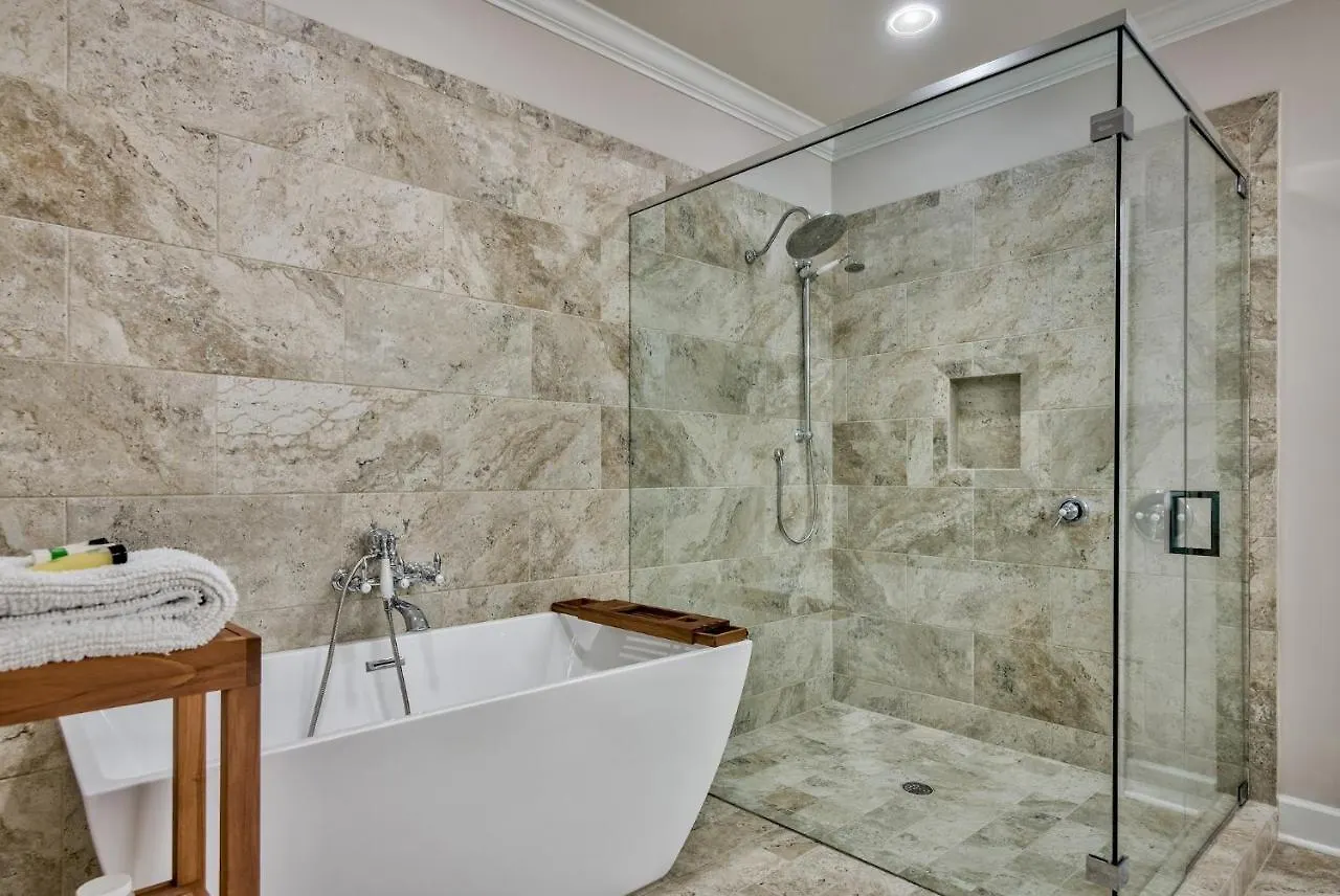 Apartment Silverfin Villa With Pool And Designer Interior Destin