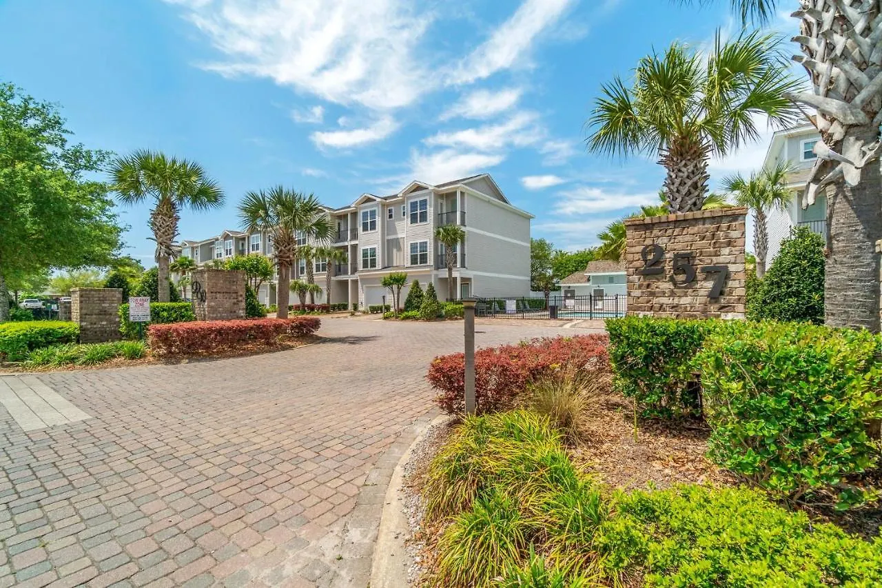 Silverfin Villa With Pool And Designer Interior Destin Apartment