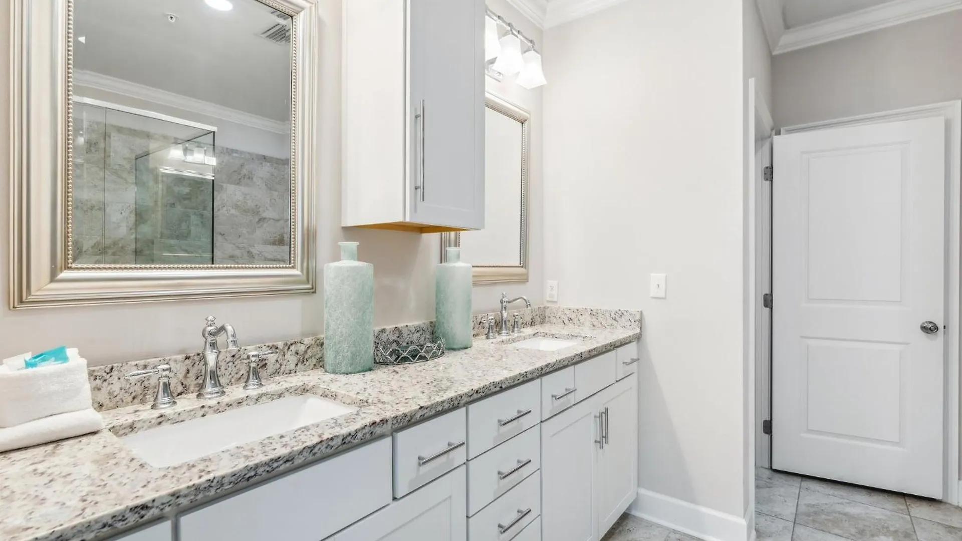Apartment Silverfin Villa With Pool And Designer Interior Destin